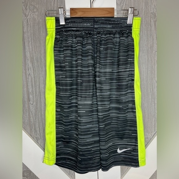 Nike Other - D12.34 Nike Boys Dri Fit Basketball Shorts M